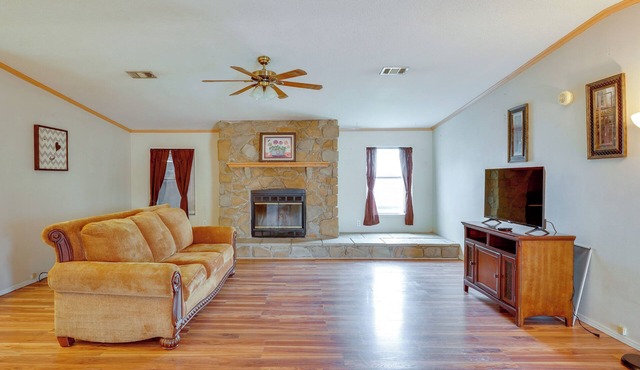 4 Mi to Beach: Perry Home Near Boat Launch