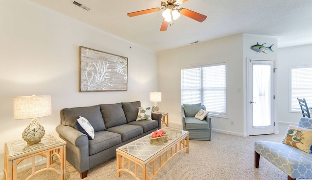 4 Mi to Beaches: Luxe Coastal Resort Condo