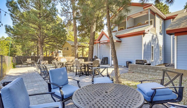 4 Mi to Downtown Flagstaff: Getaway w/Views