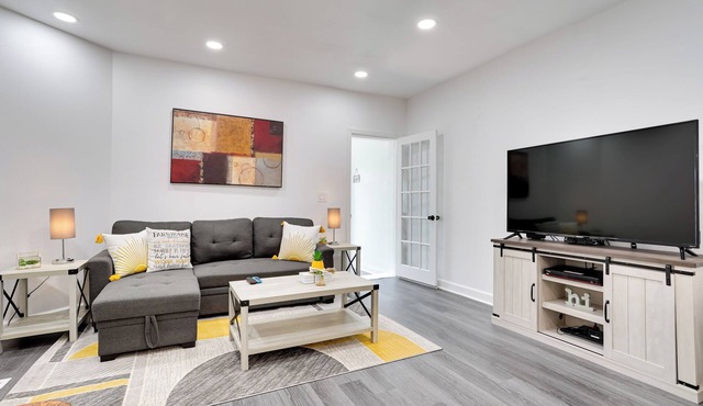 ~ 4 Mi to Downtown Philadelphia: Cozy Retreat