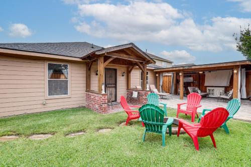 4 Mi to Lake Houston! Single-Level Home w/Yard
