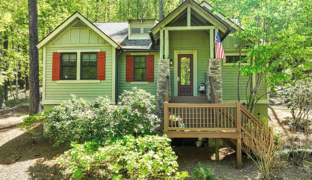 4 Mi to Lake: Tuckasegee Gem w/Pool, Beach Access