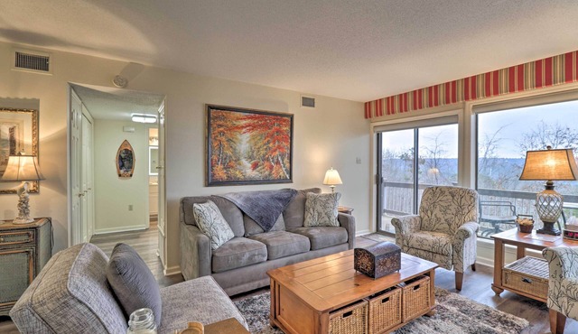 4 Mi to Lake: Unit w/Pool Access in Fairfield Bay