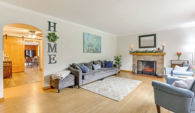 4 Mi to Main Street! Family Getaway in Zanesville