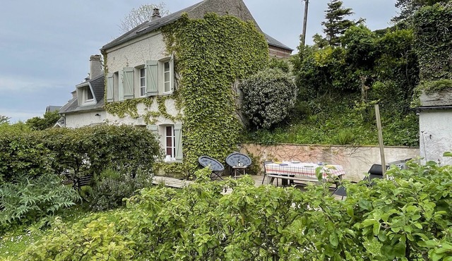 4 min à Pied du Port, Dans un Écrin de Verdure