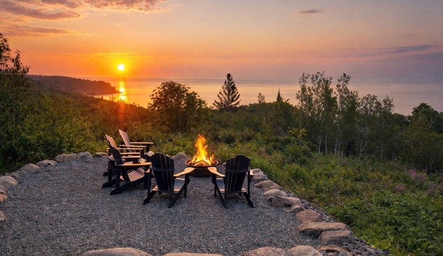 4 Min To Tettgouche|Sauna|Amazing Views|12 Acres