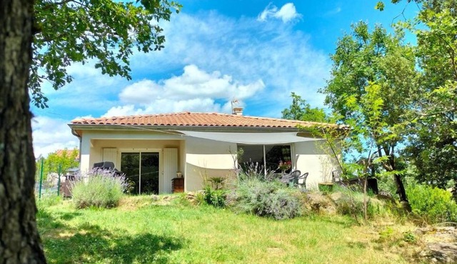 4-person detached house in peaceful countryside, 5 minutes from Aubenas