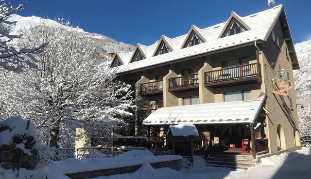 4-person apartment in Pelvoux! 67m2, mountain view Résidence Le Glacier Blanc