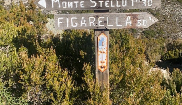 4-person apartment 5 min. from the sea, 5 min. walk from town center and port