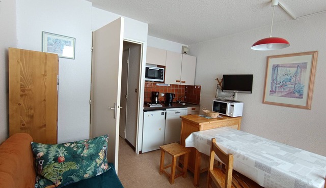 4-person apartment, non-renovated - Slope view, pets allowed