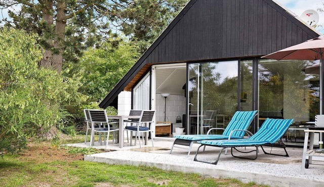 4 person holiday home in Sjællands Odde-By Traum