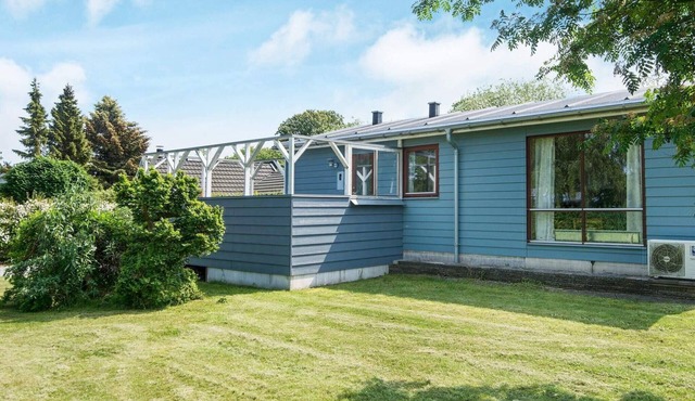 4 person holiday home in Juelsminde-By Traum