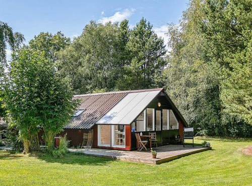 4 person holiday home in Oksbøl