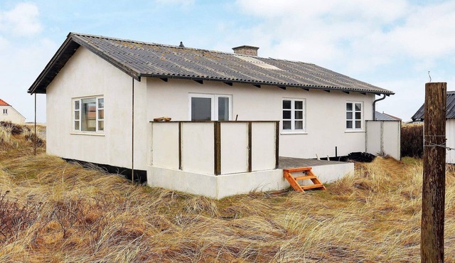 4 person holiday home in Frøstrup