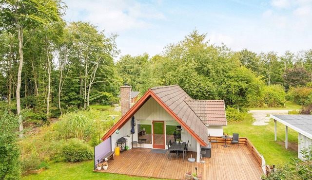 4 person holiday home in Toftlund