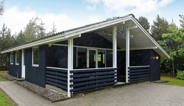 4 person holiday home in Ulfborg-By Traum