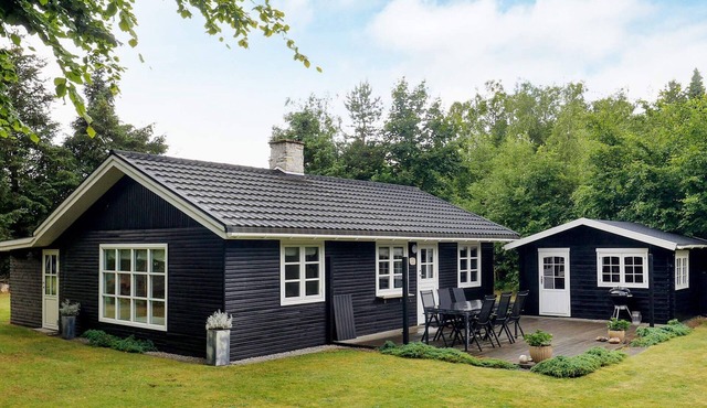 4 person holiday home in Hals-By Traum