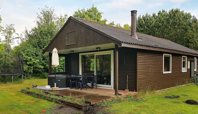 4 person holiday home in Hals-By Traum
