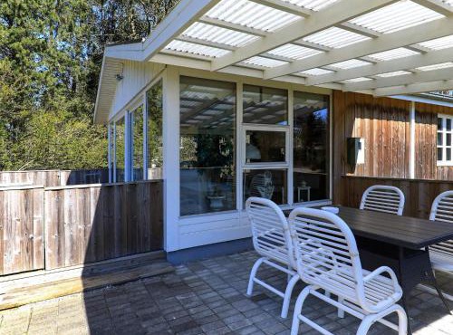 4 person holiday home in Hals-By Traum