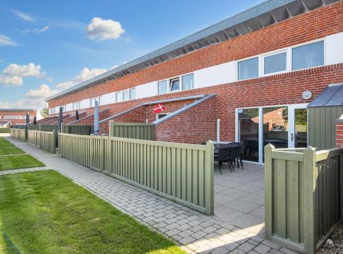 4 person holiday home on a holiday park in Hemmet