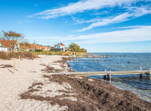 4 person holiday home on a holiday park in Hejls