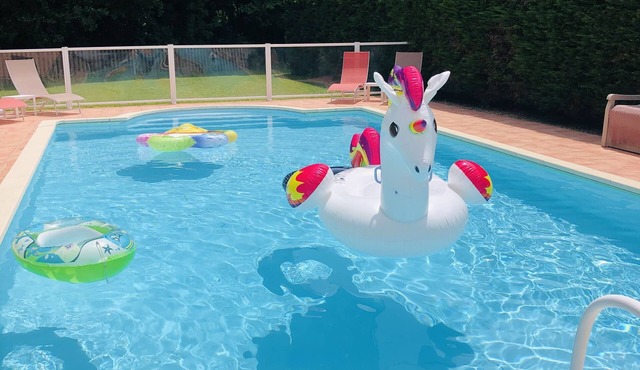 4* - Poirier - 240 yr old cottage - Pool, Summerhouse & Games Barn + playhouse