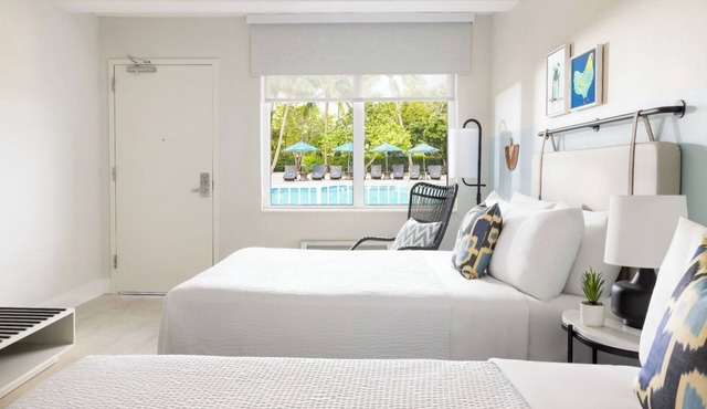 4 Pool-view Rooms with 2 Queen Beds l Island Vibes Await in Blue Flamingo Resort