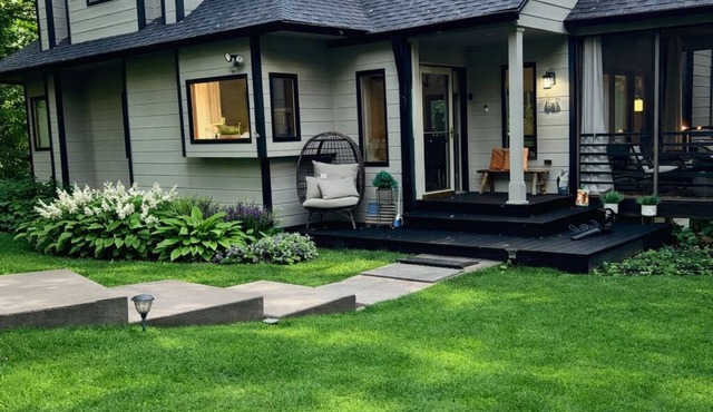 4 private Ensuite Bedrooms -Dog friendly-Eagle Ridge Escape
