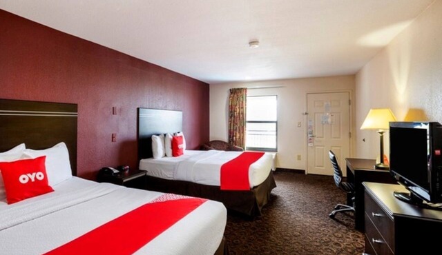 4 Quiet & Peaceful Units | Relax Close to USS KIDD Veterans Museum