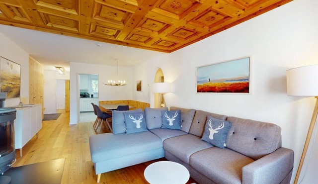 4-room apartment on the raised ground floor, 80m².