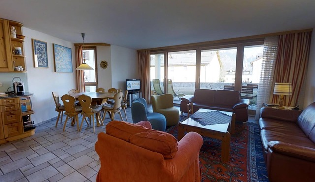 4-roomed apartment on the ground floor, ca.