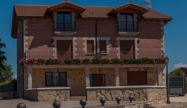 4* rural houses with garden and all comforts