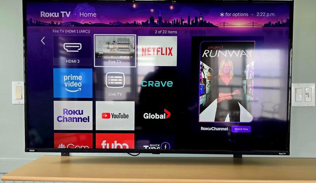 4 Season Boathouse on Hay Bay