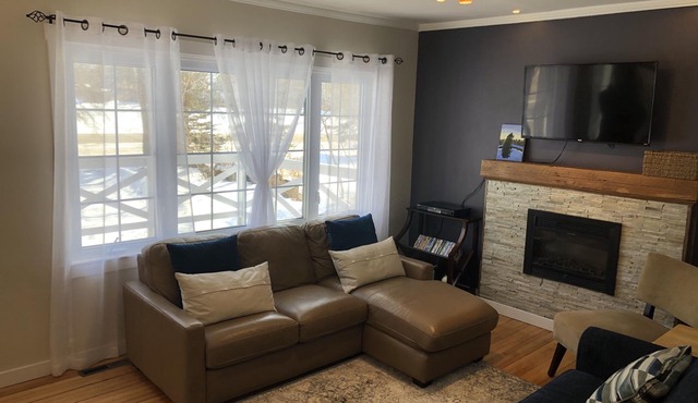 4 Season Family Cottage in Matlock, MB. Close to Matlock Beach (Lake Winnipeg)