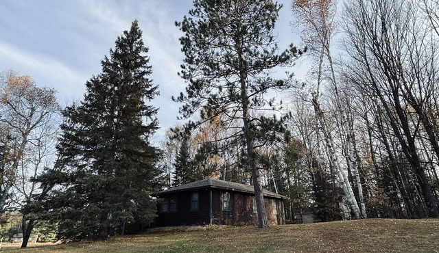 4 Season Lake - Friend & Family Gatherings: Snowmobiling, Fishing, ATV & More!