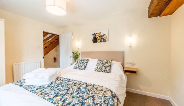 4* self catering, farm stay cottage. Sleeps 4