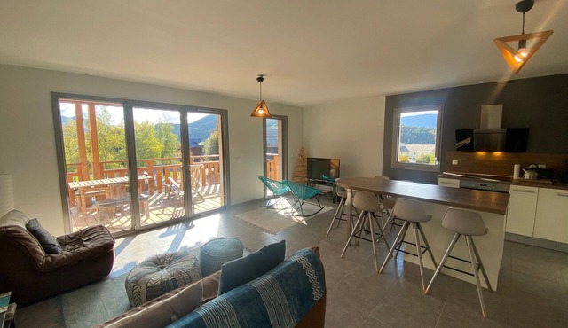 4-star apartment in Villard-de-Lans, 2 bedrooms, south terrace, parking and ski shuttle