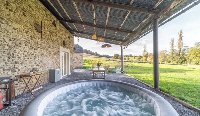 4-star country cottage with private Jacuzzi