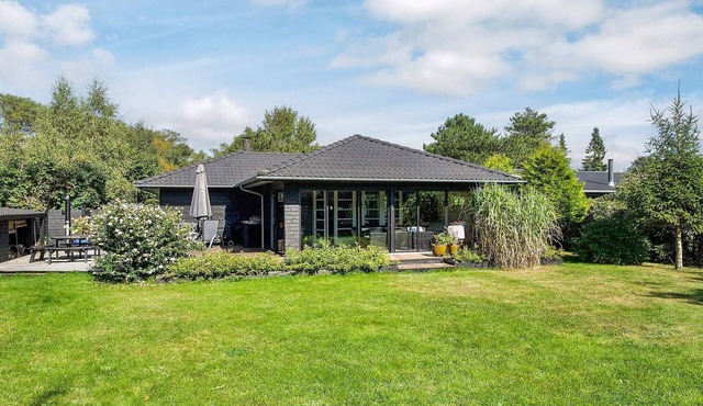 4 star holiday home in