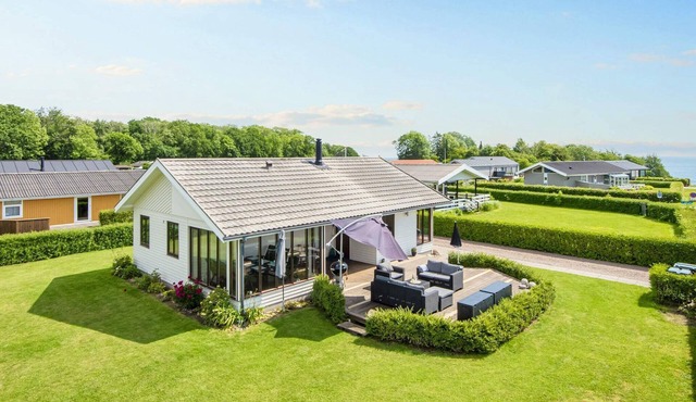 4 star holiday home in Juelsminde-By Traum