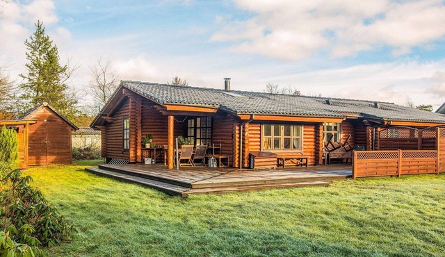 4 star holiday home in Fårvang