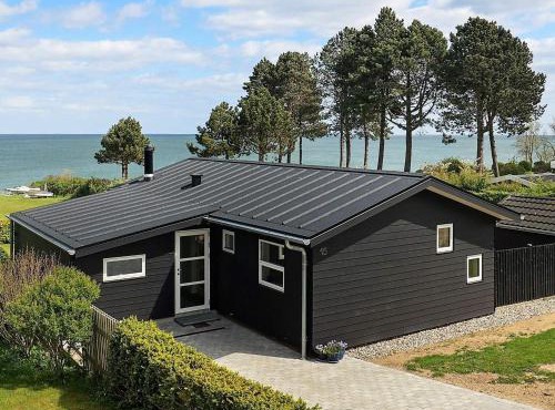 4 star holiday home in Frørup