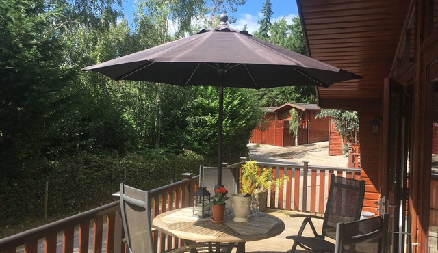 4 star Lakeside Pine Lodge/Cabin (sauna) in secluded Shropshire setting