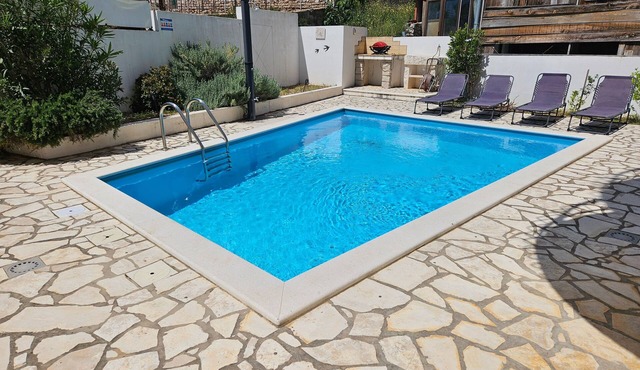 4 star Luxury Apartment With Private Swimming Pool and countryside and sea views