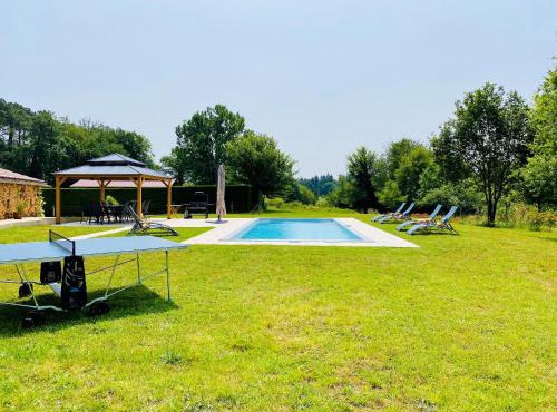 4-Star Tourism Rated Holiday Home with Air Con & Private Heated Pool - 40 Mins from Bergerac