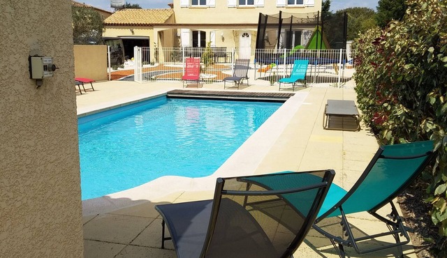 4-star villa with swimming pool and boules court