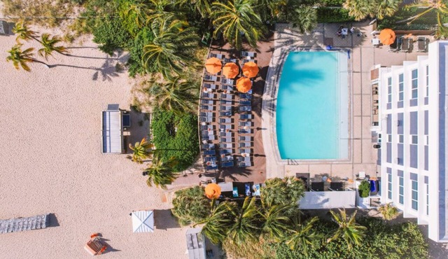 4 Stylish Beachfront Units Near Las Olas and Museums