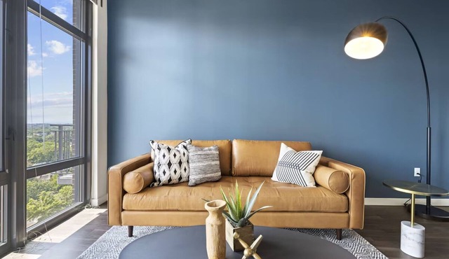 4 Units | Modern Stay Rooftop Deck & Spacious Kitchen | Walk to National Mall