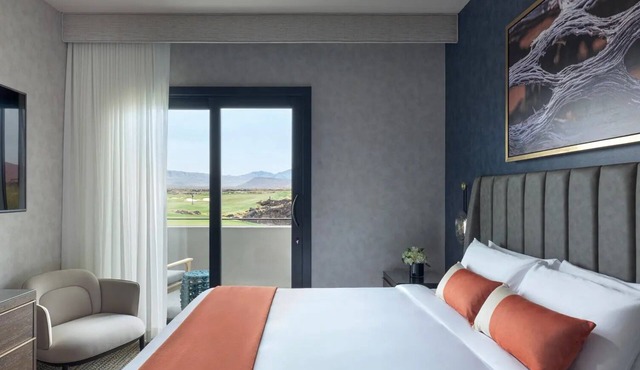 4 Upscale Suites w/ Pool Access Near Attractions - Perfect for Adventure Lovers