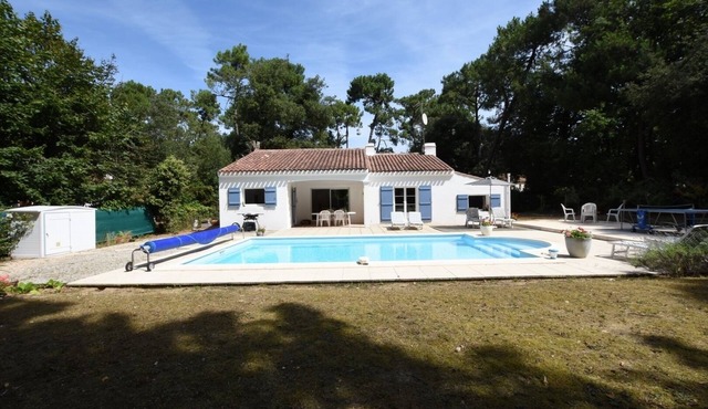 4* VILLA/HEATED POOL/NEAR PINE FOREST AND BEACHES/JARD SUR MER